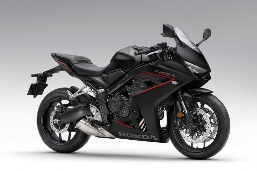 本田CB650R/CBR650R重新设计外观，E-Clutch无需离合