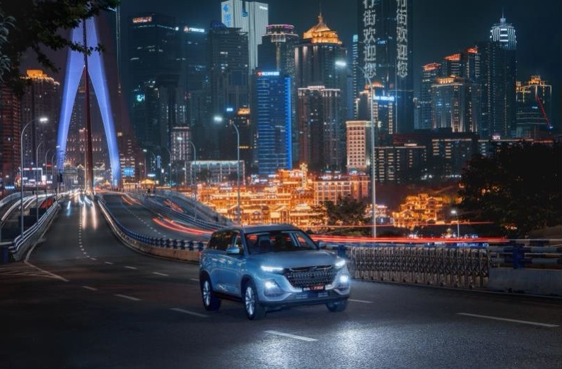 要SUV，要10万块，还要性价比，那长安欧尚X7 PLUS你一定绕不开