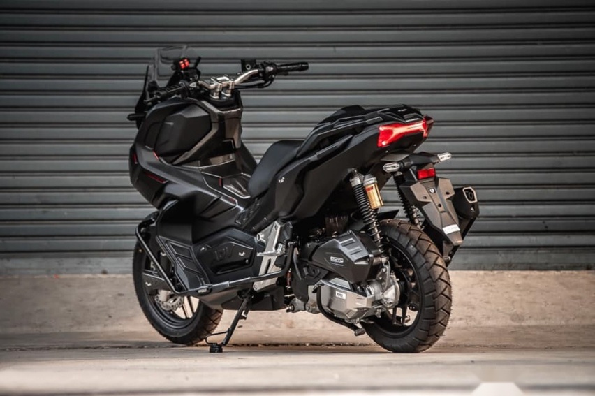 又一部漫威风格摩托 本田ADV150蝙蝠侠定制版亮相