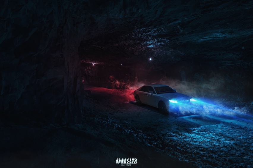 与神同行 Your's Ghost