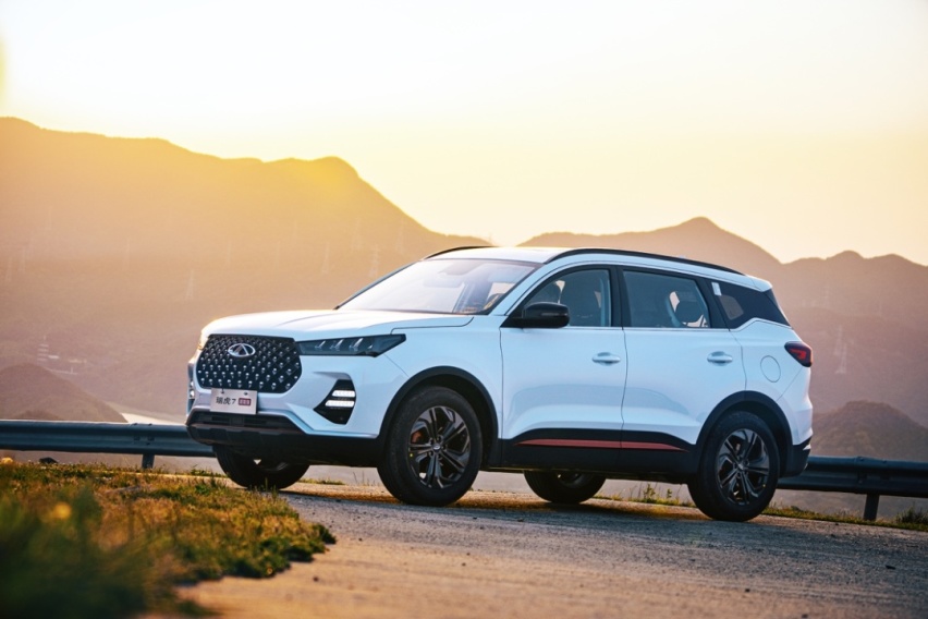 看过这款帅气、全能的SUV，保你能成为超能守护者！