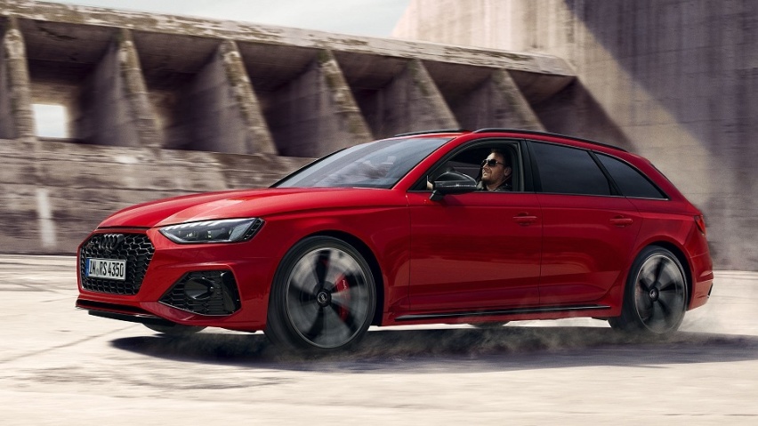 零百加速4.1秒，新奥迪RS4 Avant，年轻人最爱的旅行车！