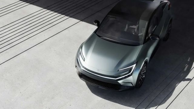 与普锐斯设计同源，丰田bZ Compact SUV