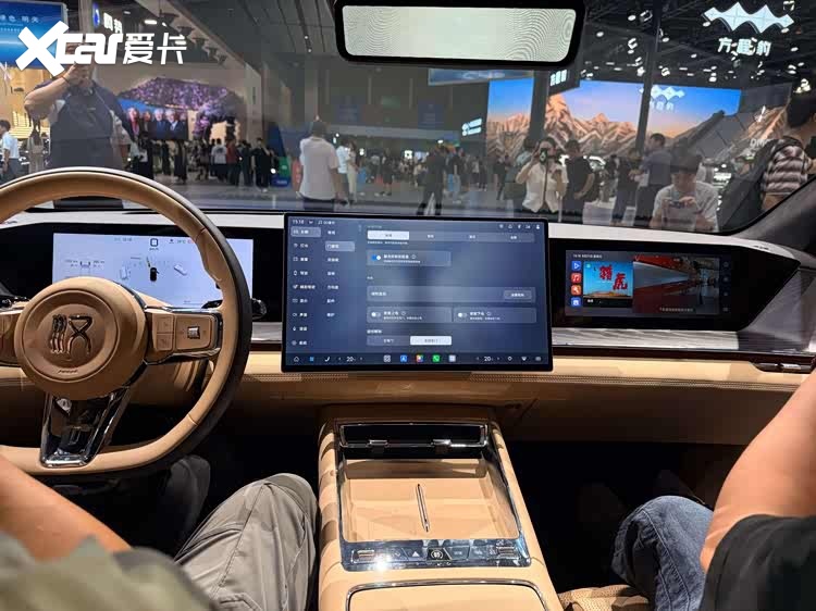 比亚迪大汉EV在成都车展上开启预售，预售价24.99万元起