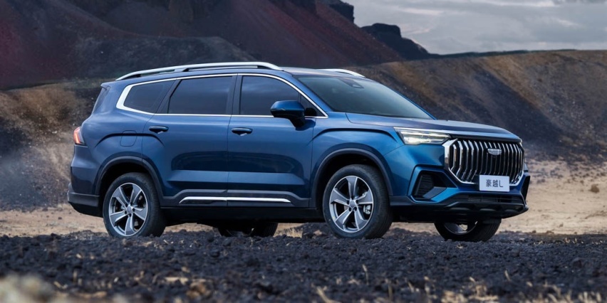 吉利12万级中型SUV！全系2.0T+后轮独悬 网友：奇瑞傻傻分不清