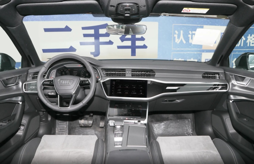 堪比3.0T动力，这款奥迪A6L“断崖式”下调价格！立省好几万