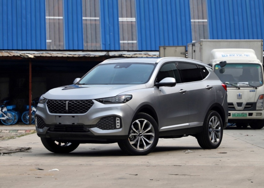 中期改款的WEY VV6日常刷脸，外观内饰动力变化不大