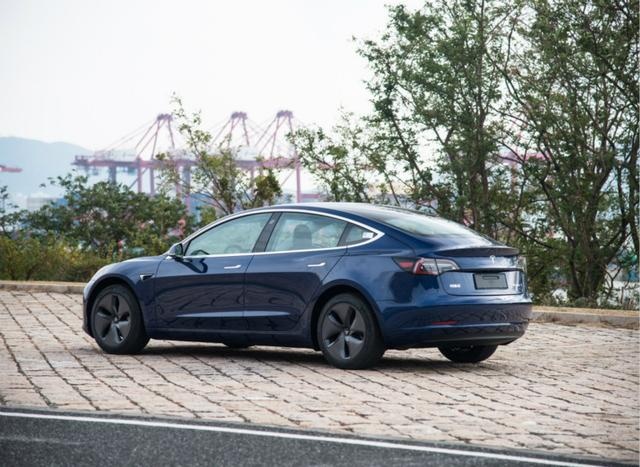 剑指国产Model 3，比亚迪汉能压制特斯拉的“嚣张气焰”吗