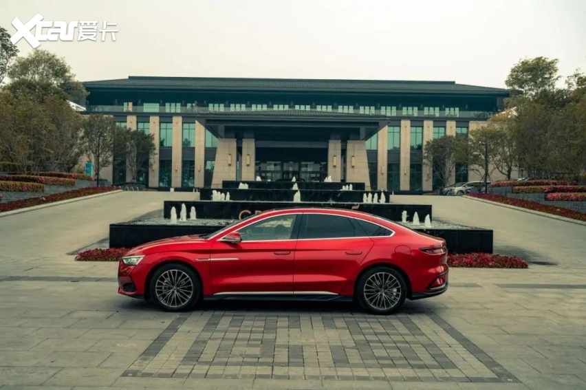 试驾汉DM-i：一台高级的高效混动车