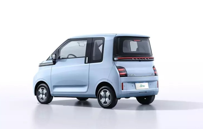 品质家庭轻出行的必选项，Air ev晴空上市续航300公里6.78万起