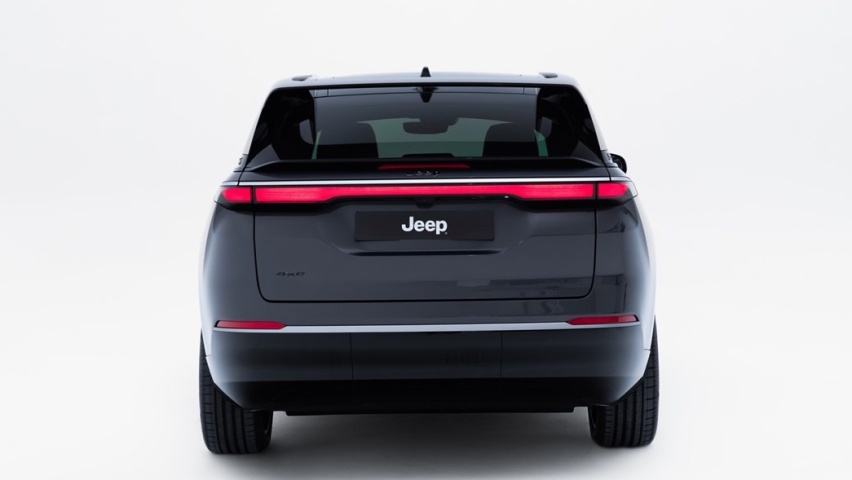 Jeep纯电动SUV瓦格尼S，配备100度大电池，双电机600马力