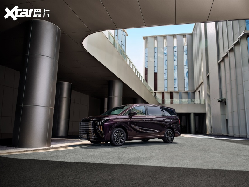 星海V9家庭出行安心之选 硬核实力守护全家温暖出发