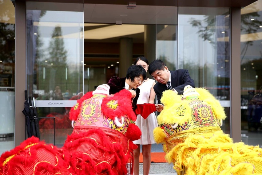 美轮美奂十五载 凌云壮志获秋实 江苏中佳雷克萨斯全新展厅开业