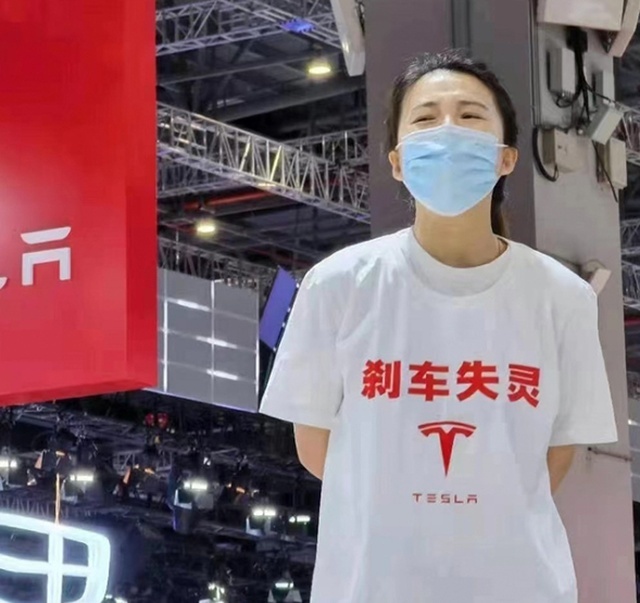 特斯拉豪横：一边疯卖，一边起诉
