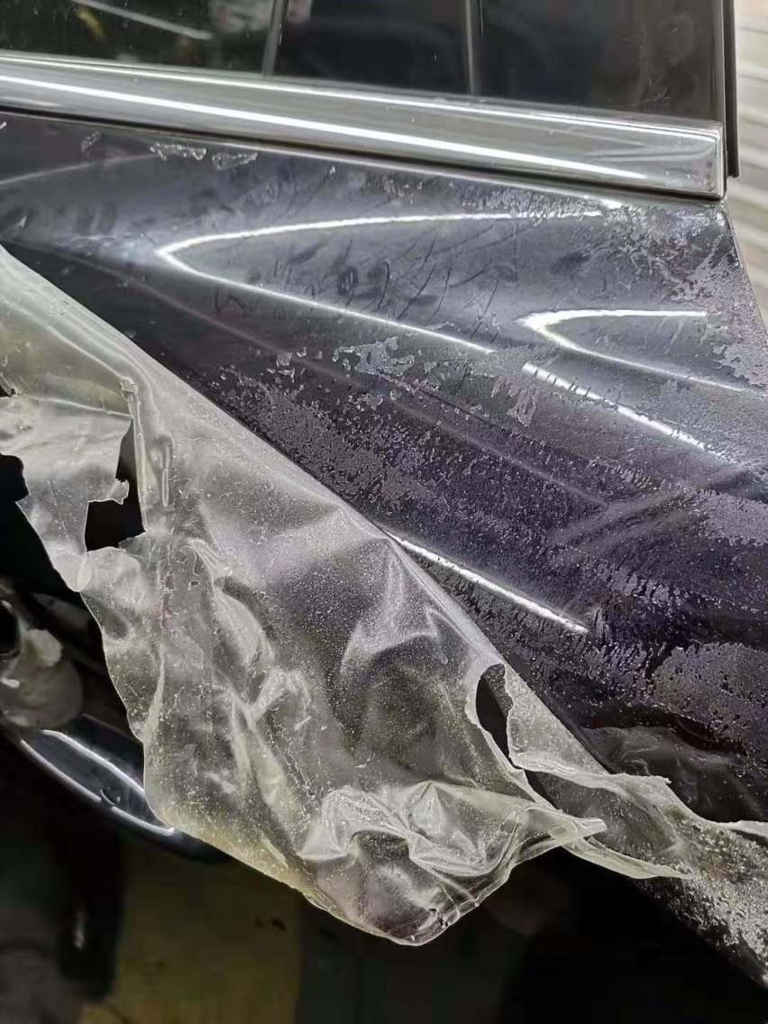 给爱车贴隐形车衣是“笑话”还是“实用”