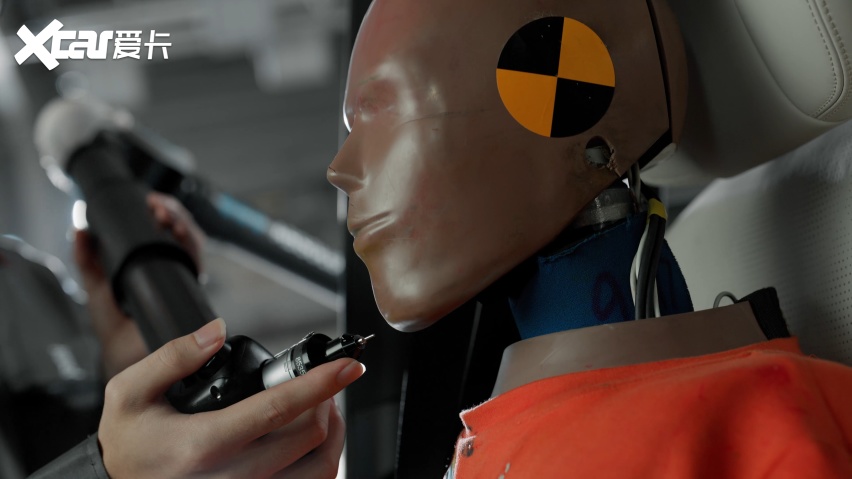 比亚迪夏是疯了吗？安全做到了不止国标