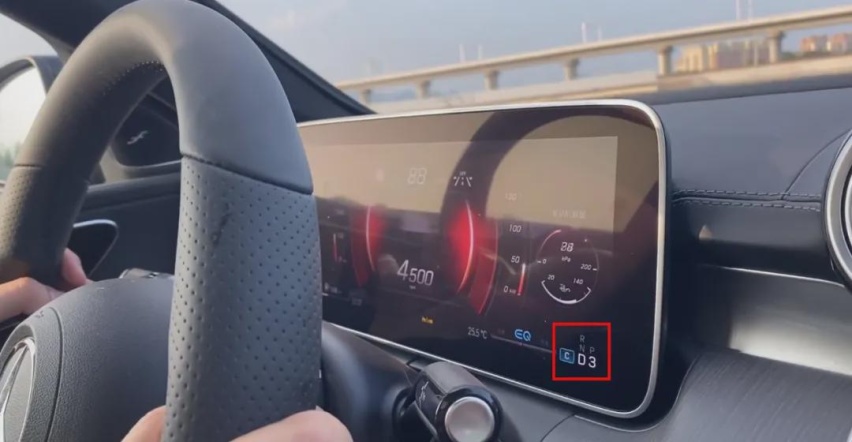 亲测新奔驰C级！全新1.5T，到底是不是弱鸡？