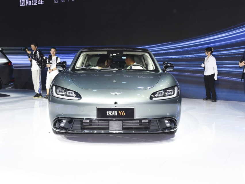尺寸超汉EV 远航Y6将于8月份上市 预售32.98万元起 最高续航1