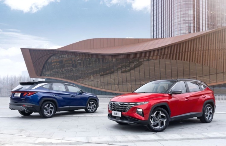 现代又放出“王炸”SUV，售价比CR-V手动挡还便宜