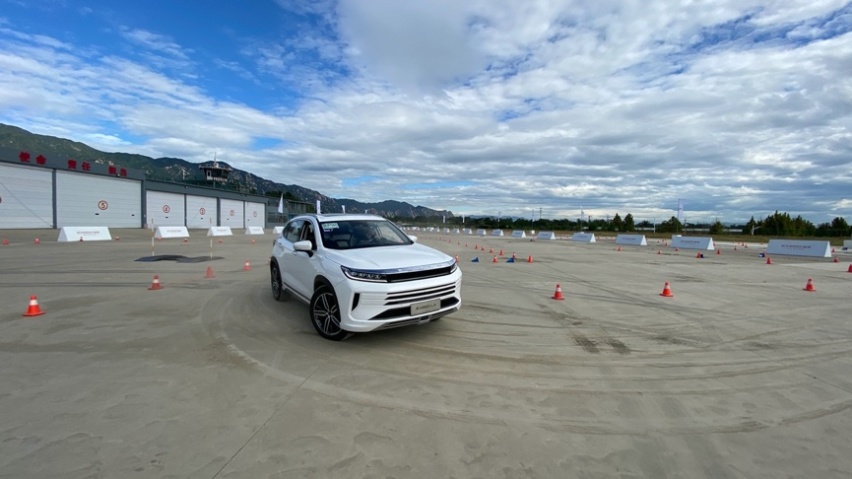 10万元也能选高端SUV,试驾星途LX 1.5T乘风破浪版