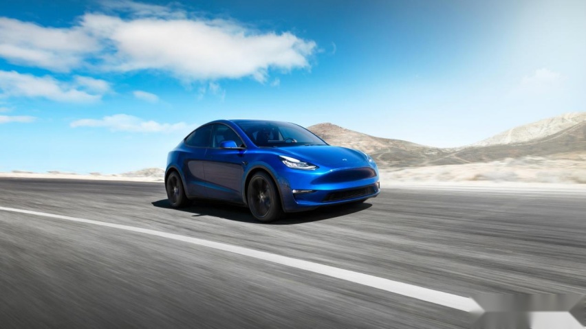 对比Model Y，号称“颠覆者”的智界R7值不值得闭眼入？