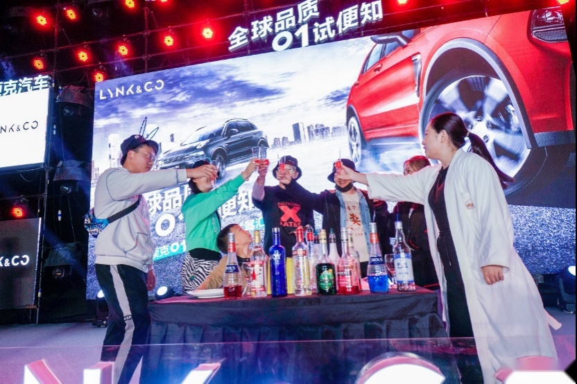年轻人想要激情我满足 全新领克01百城万人试驾汇石家庄站