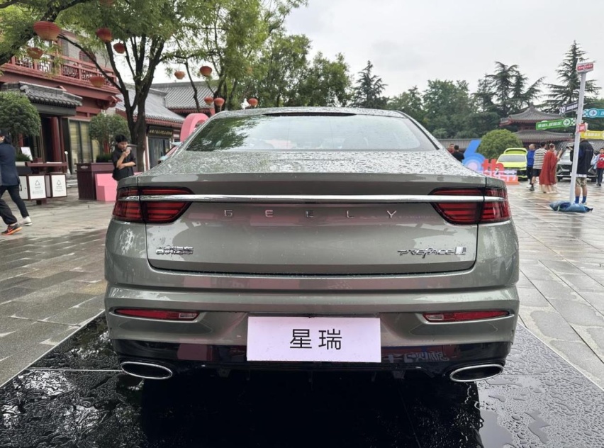 吉利星瑞扶摇版，2.0T换1.5T，反向放置，动力还够用吗？