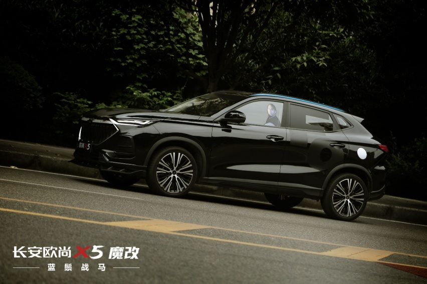 2021年重庆车展最靓的仔：长安欧尚X5魔改系列——绿魔