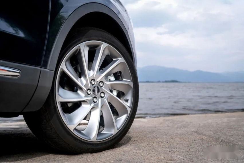 40万级也能拥有V6豪华SUV，林肯航海家如何让人舒适的走出舒适圈？