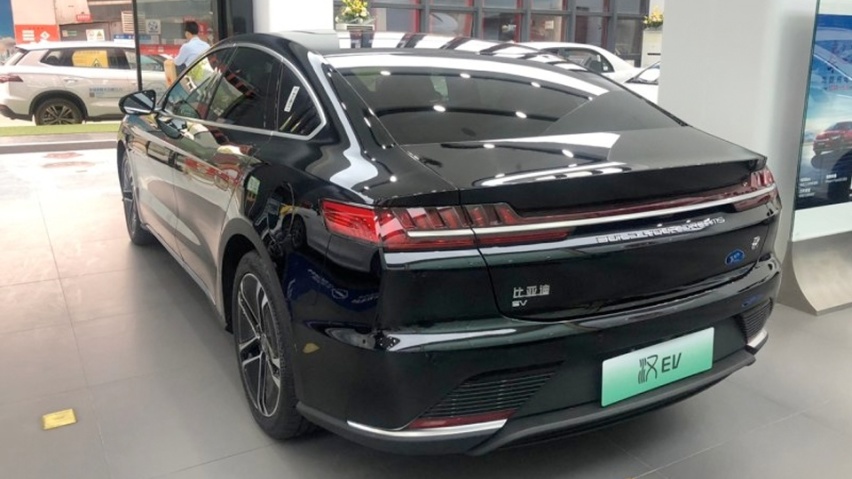 汉EV真实购车：特斯拉售价连降，为啥还是买了比亚迪？