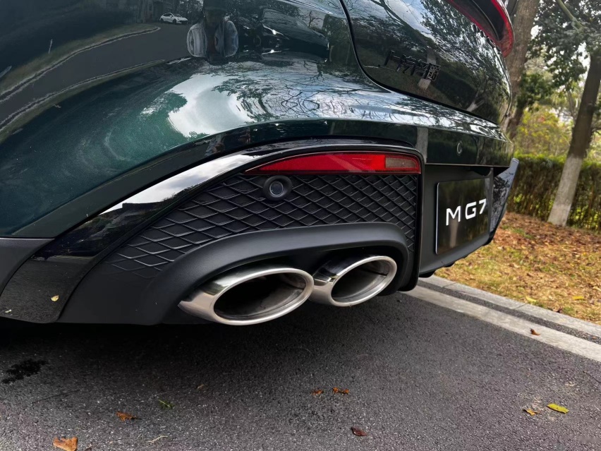 优雅的高级运动轿车 20万级别的“卷王”只有MG7