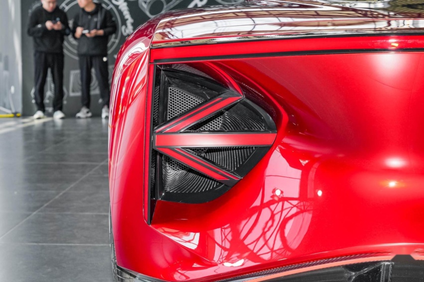 别等特斯拉Roadster，MG Cyberster纯电跑车更值得期待