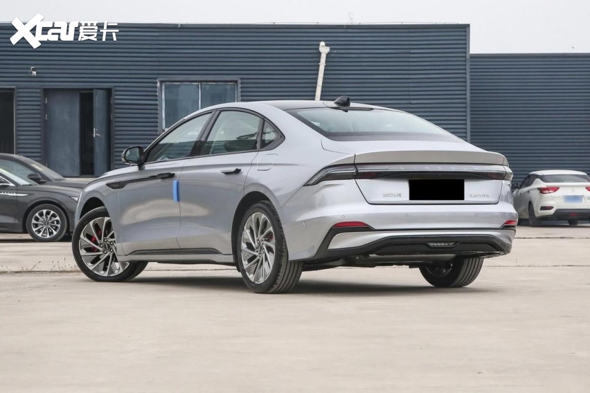 30万可买的新车＋2 ！林肯冒险家/林肯Z混动上市，用的比亚迪电池