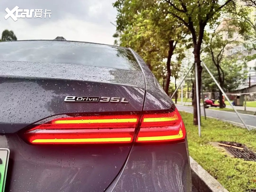 驾驭梦想：BMW i5 从深圳奔赴阿勒泰的壮丽之旅，今天启程！