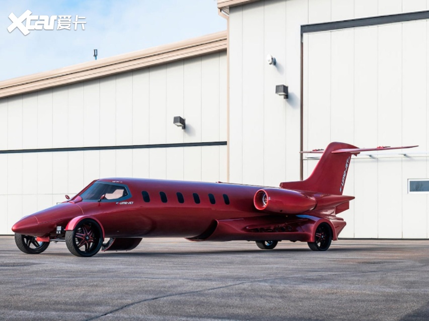 庞巴迪私人飞机变身可以上路行驶的豪华车