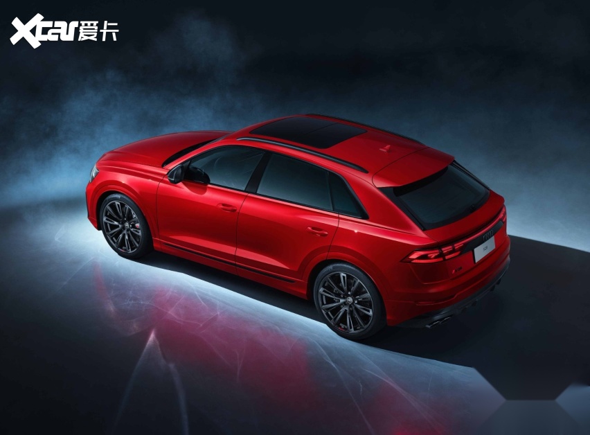 数字化OLED尾灯点亮科技美学，奥迪SQ8你看了吗？