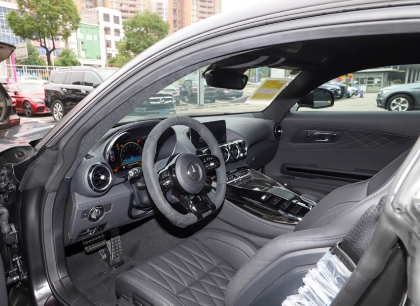 接近400万的奔驰AMG GT，4.0 V8双涡增，纽北最快量产车
