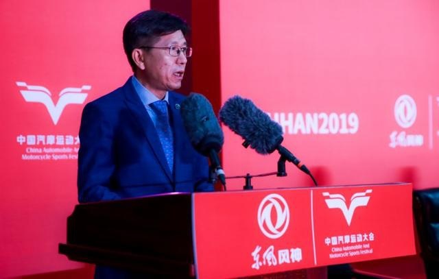 汽摩爱好者福音!武汉再添“网红地”,体验现实版“速度与激情”