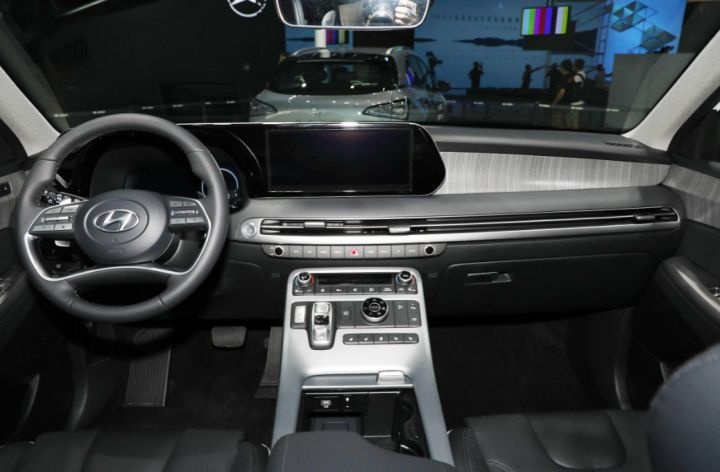 进口中大型SUV，全新外观配3.5 V6，现代帕里斯帝成都车展正式上市