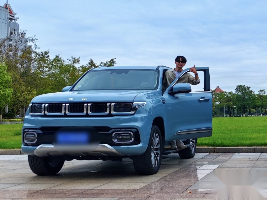 BJ60车主故事 | 让00后老司机爽翻 BJ60带来全新用车体验