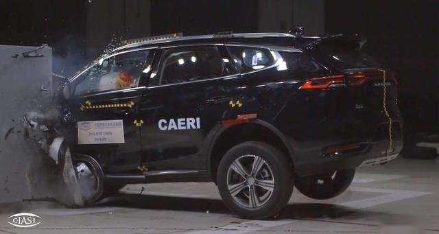 面对碰撞试验中折戟的那些“神车”，比亚迪唐：安全应该这样做
