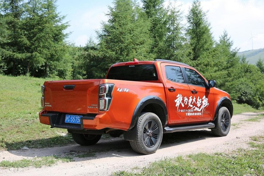 试驾江西五十铃D-MAX V-CROSS 靠实力说话