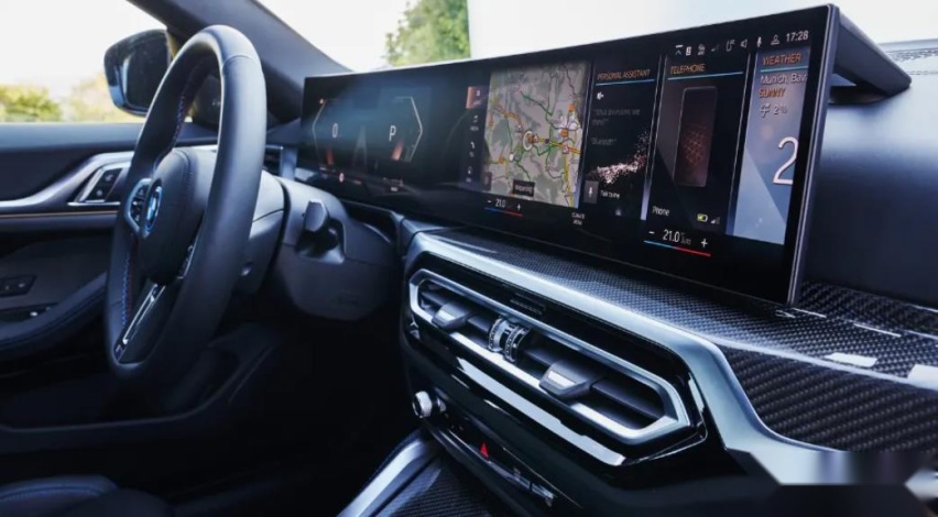 2023款宝马i4 eDrive35，宝马入门电动轿跑，罕见的励磁同步