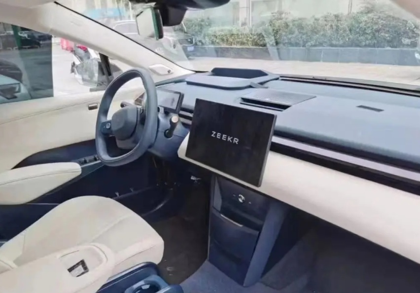 极氪ZEEKR X官图发布,20万起步的小型SUV,百公里加速3秒级