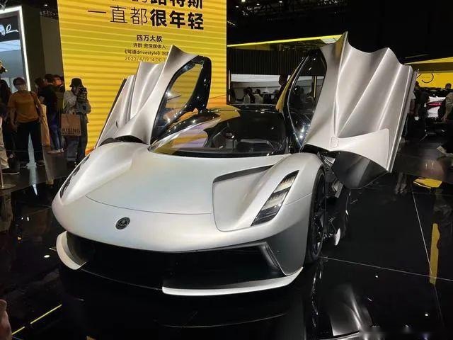 上海车展话题最热的纯电跑车：最便宜不到20万，最贵2188万！