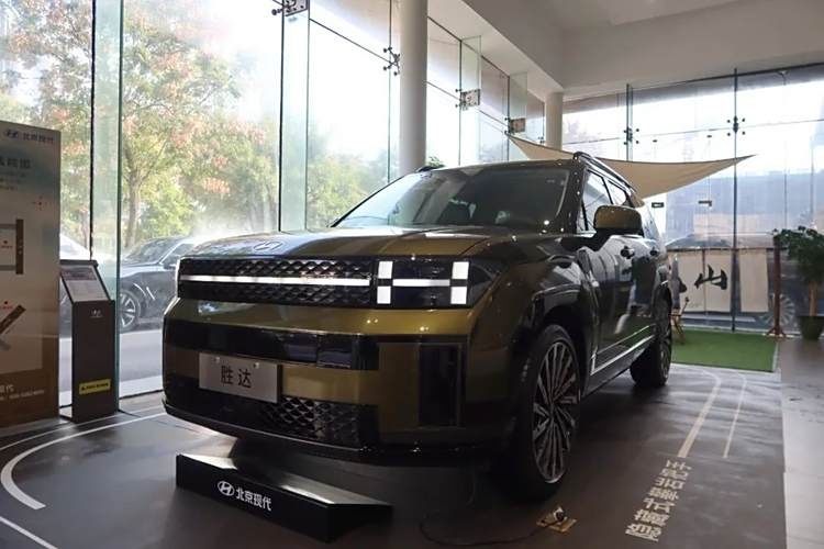 30万内的“宝藏车型” 探店北京现代第五代胜达