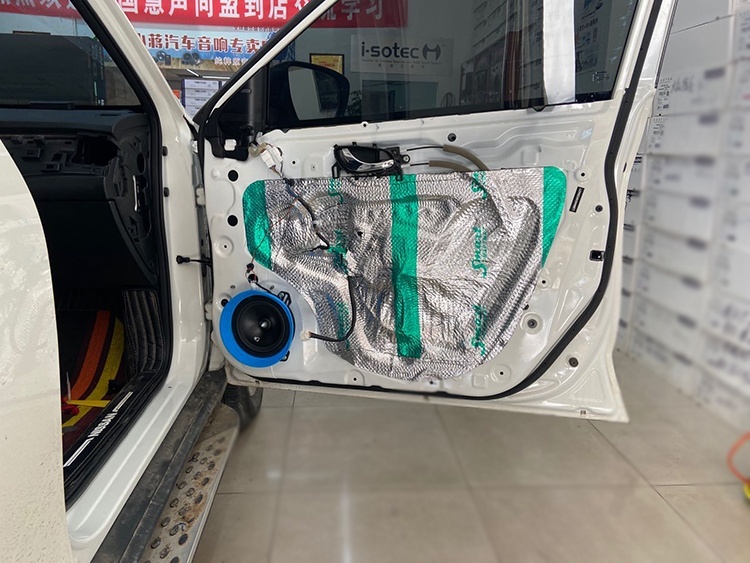 前后声场绝佳搭配带来高保真声音，哈尔滨小蒋汽车音响隔音改装
