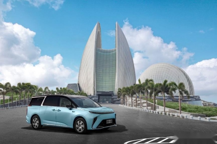 ​全尺寸豪华智能纯电MPV上汽大通MAXUS MIFA 9上市