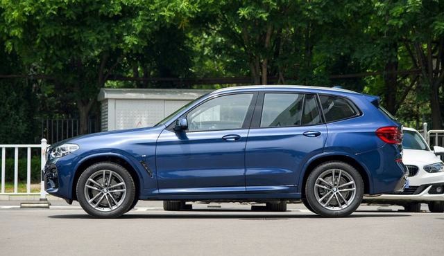 最高优惠12.25万,推荐三款主流豪华品牌中型SUV!