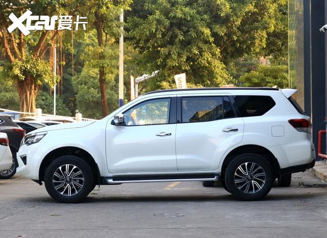它被网友称为“小途乐”，配2.5把锁、双叉臂悬架，20万出头